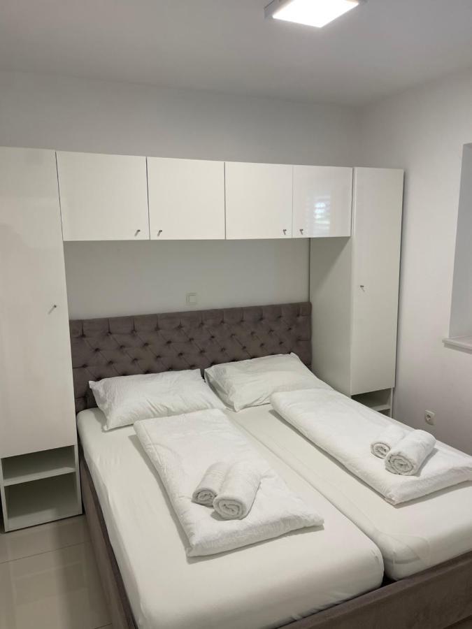 Villa San Antonio-Exclusive Apartments Башка Экстерьер фото